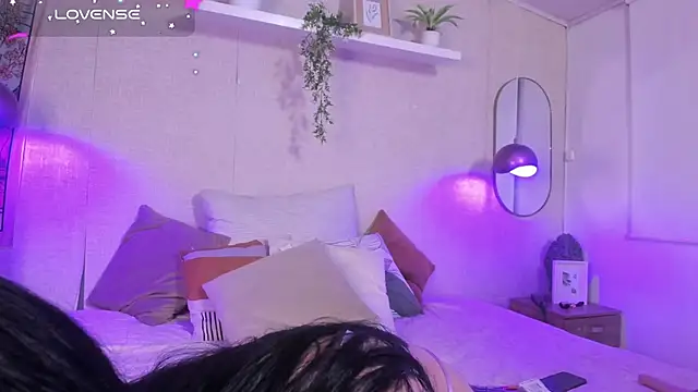 Violeta dh online show from 19, 12, 2025