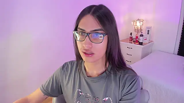 cherrylady 02 online show from 4, 10, 2025