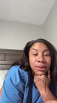 Snapshot of NeliaHexxen chatting on 3, 10, 2025 NeliaHexxen online show from 3, 10, 2025