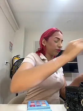 theladymonserrateshow online show from 5, 11, 2025