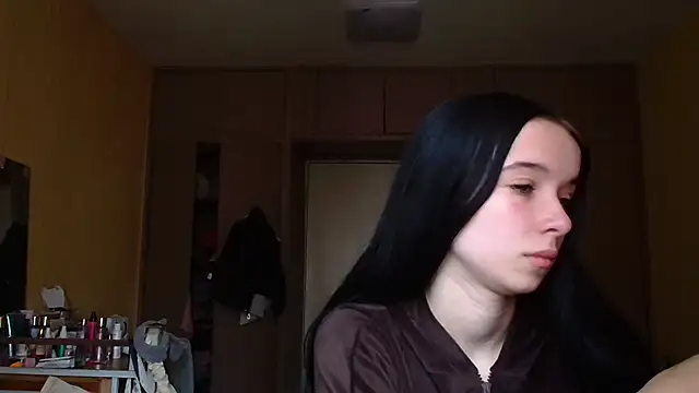 Emilia Light online show from 30, 3, 2026