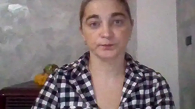 Snapshot of GoldenAngelMilf chatting on 13, 11, 2025 GoldenAngelMilf online show from 13, 11, 2025