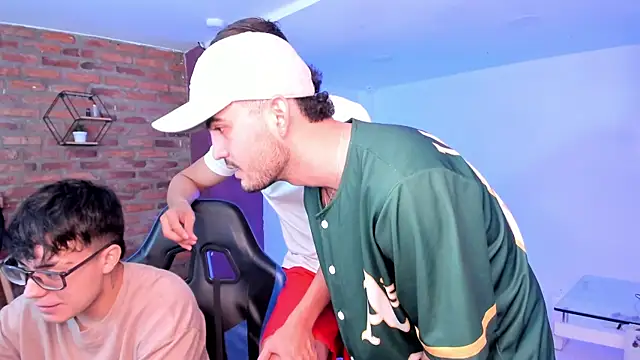 Spaceboys18 online show from 18, 4, 2026