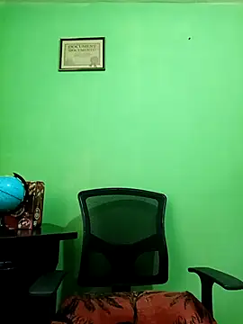 VANESSA  01 online show from 10, 11, 2025