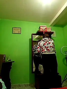 VANESSA  01 online show from 18, 12, 2025