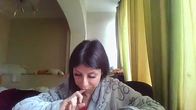 Snapshot of QueenMomyS chatting on 24, 11, 2025 QueenMomyS online show from 24, 11, 2025