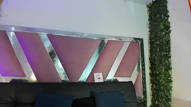 KateValencia online show from 6, 11, 2025