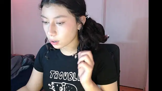 Ivonnybonn online show from 25, 11, 2025