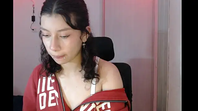 Ivonnybonn online show from 13, 12, 2025