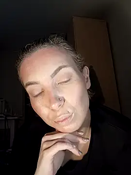 Conny Shellie online show from 1, 12, 2025