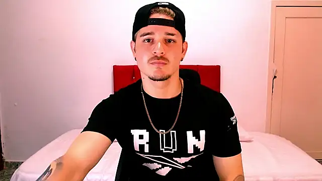 AlexPiersss online show from 4, 11, 2025