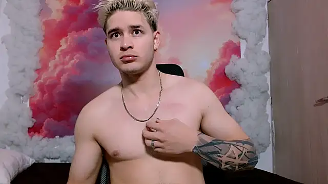 AlexPiersss online show from 18, 11, 2025