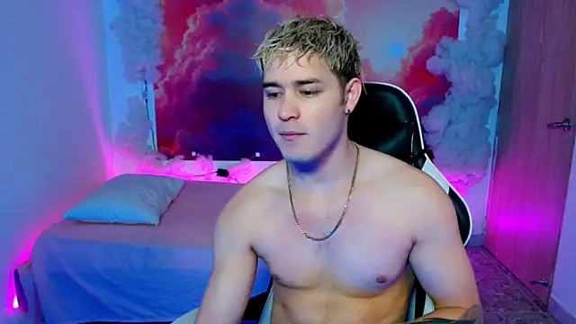 AlexPiersss online show from 1, 12, 2025