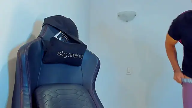 JoshRigby online show from 5, 4, 2026