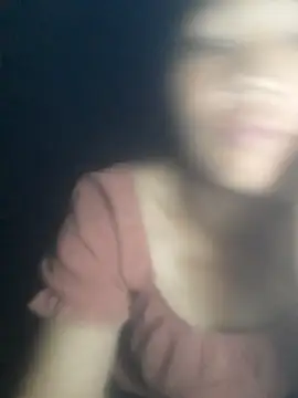 Snapshot of bree-zz chatting on 5, 10, 2025 bree-zz online show from 5, 10, 2025