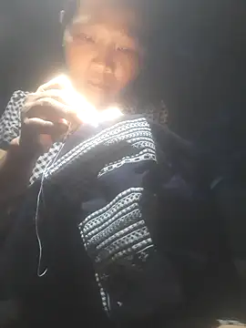 Snapshot of bree-zz chatting on 7, 10, 2025 bree-zz online show from 7, 10, 2025