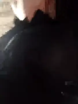 Snapshot of bree-zz chatting on 29, 11, 2025 bree-zz online show from 29, 11, 2025