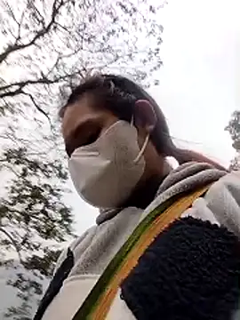 Snapshot of bree-zz chatting on 14, 12, 2025 bree-zz online show from 14, 12, 2025