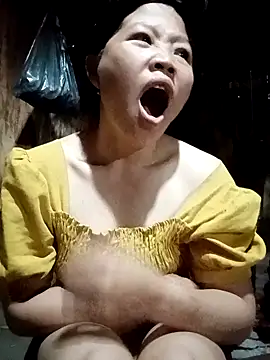 Snapshot of bree-zz chatting on 24, 3, 2026 bree-zz online show from 24, 3, 2026