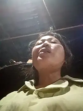 Snapshot of bree-zz chatting on 28, 3, 2026 bree-zz online show from 28, 3, 2026