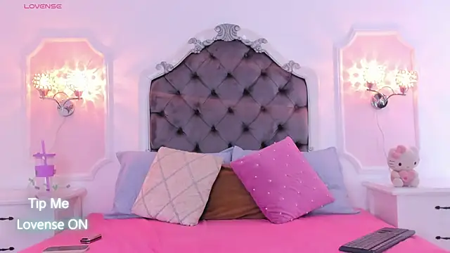 Snapshot of kendallspears_1 chatting on 3, 6, 2026 kendallspears 1 online show from 3, 6, 2026