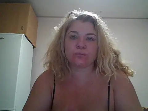 HurricaneCathrine online show from 9, 10, 2025