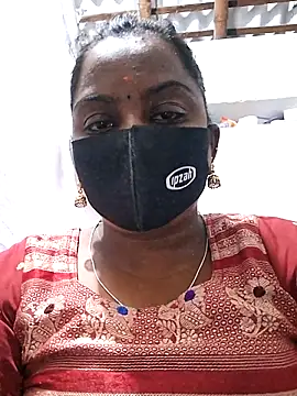 Snapshot of Tamil_Hot_Sindhu chatting on 7, 10, 2025 Tamil Hot Sindhu online show from 7, 10, 2025