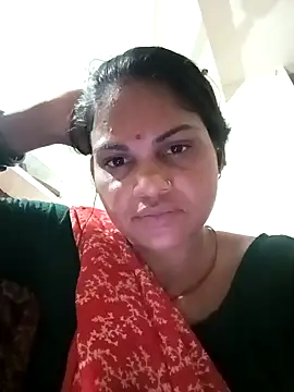 Snapshot of SHMA-77 chatting on 1, 11, 2025 SHMA-77 online show from 1, 11, 2025