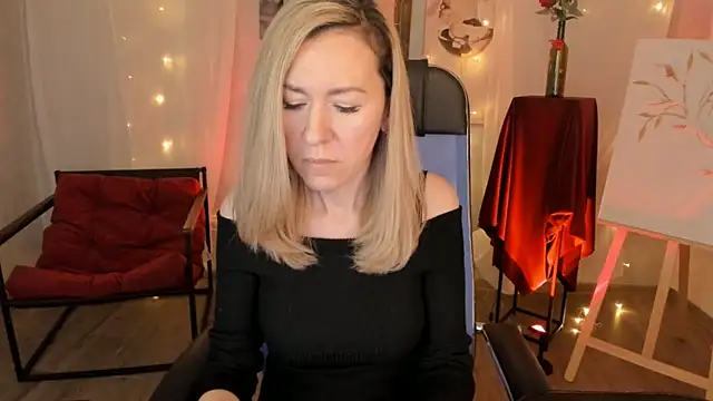 DonnaSmitth online show from 6, 3, 2026