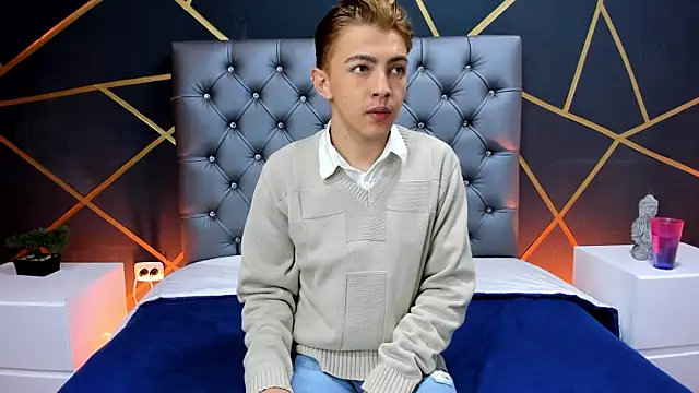 Lian Miller1  online show from 8, 10, 2025