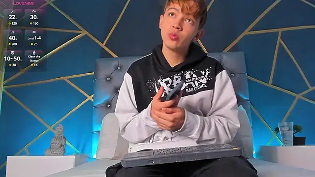 Lian Miller1  online show from 24, 2, 2026