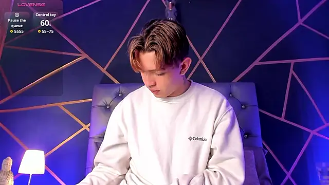 Lian Miller1  online show from 3, 3, 2026