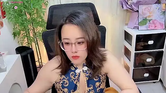 NEWONETO online show from 8, 2, 2026