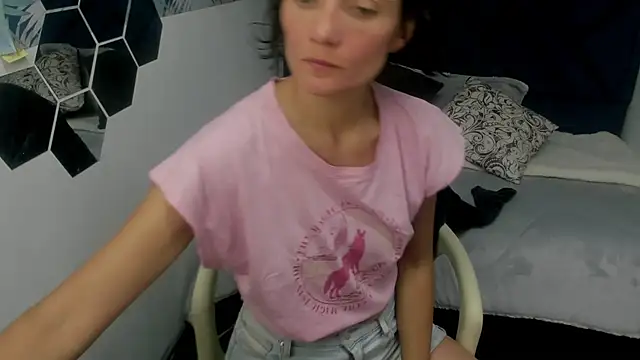 Snapshot of Valery_More__ chatting on 26, 10, 2025 Valery More online show from 26, 10, 2025