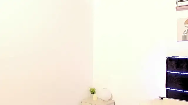 Snapshot of Taylormaccurdy_ chatting on 19, 11, 2025 Taylormaccurdy online show from 19, 11, 2025