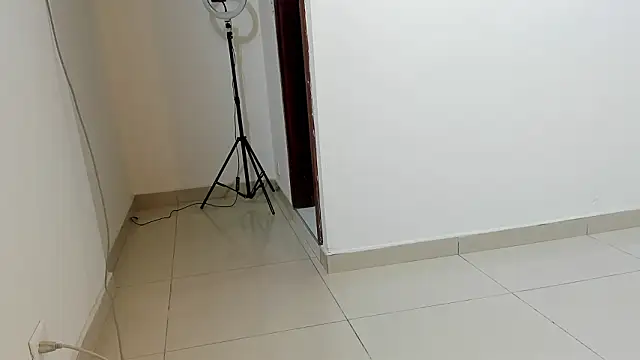 Snapshot of Taylormaccurdy_ chatting on 6, 2, 2026 Taylormaccurdy online show from 6, 2, 2026