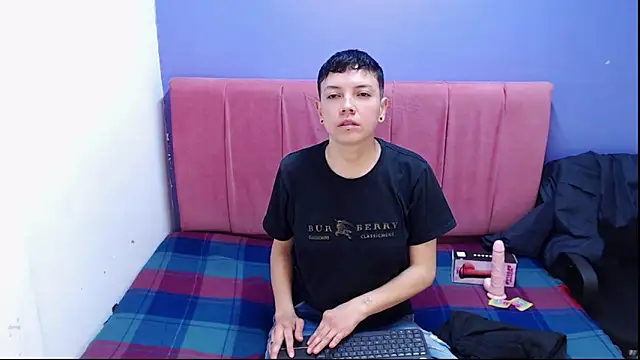 Snapshot of alexmadisoncm101 chatting on 8, 10, 2025 alexmadisoncm101 online show from 8, 10, 2025