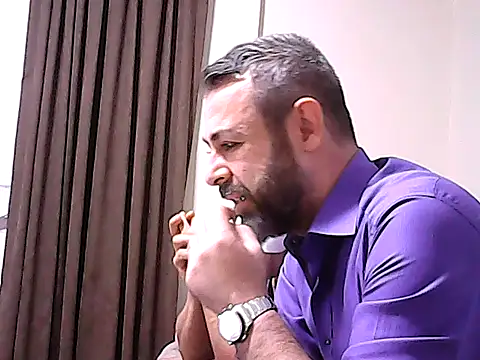 Amigo350535 online show from 9, 11, 2025