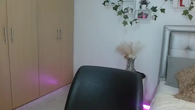 mia star 2 online show from 6, 2, 2026