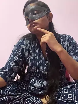 Snapshot of TeluguIshu_teen20 chatting on 17, 11, 2025 TeluguIshu teen20 online show from 17, 11, 2025