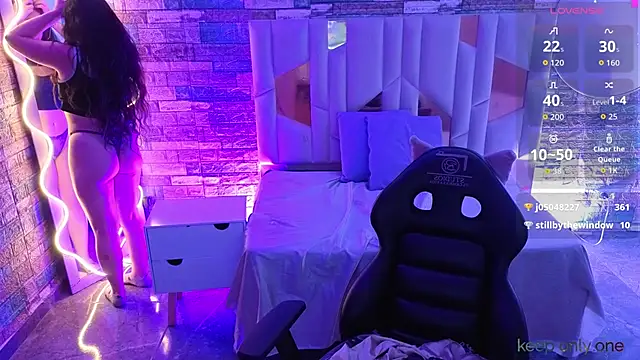 Ixchel tay online show from 21, 4, 2026