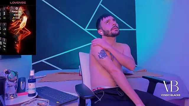 VynnyBlacke  online show from 20, 12, 2025
