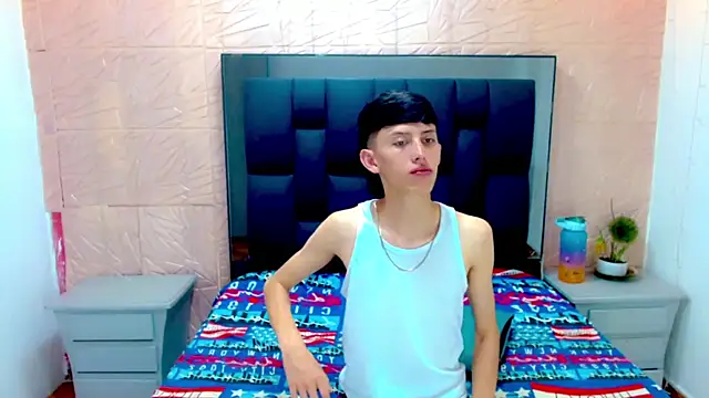 thaigo twink38 online show from 29, 10, 2025