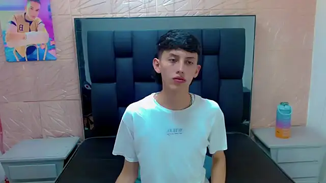 thaigo twink38 online show from 13, 11, 2025