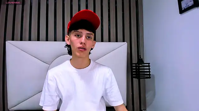 Snapshot of thaigo_twink38 chatting on 27, 4, 2026 thaigo twink38 online show from 27, 4, 2026