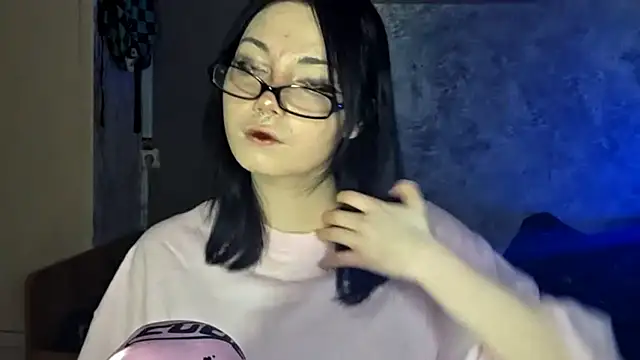 Snapshot of Beeping_Creature chatting on 29, 11, 2025 Beeping Creature online show from 29, 11, 2025