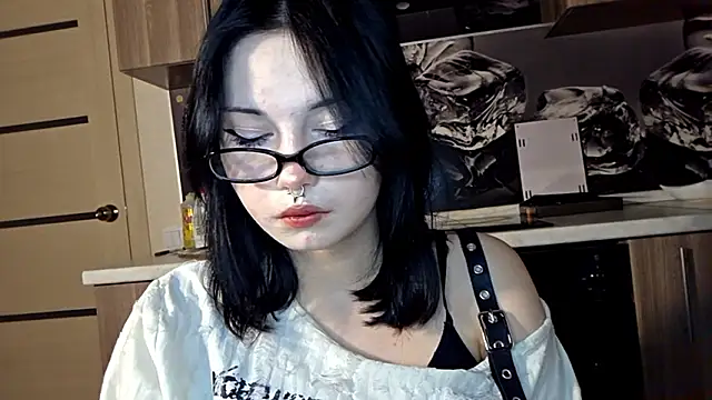 Beeping Creature online show from 15, 3, 2026