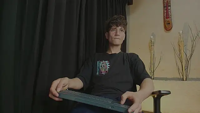 ZackMaye online show from 4, 10, 2025