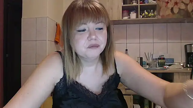 Snapshot of roxy863086 chatting on 20, 2, 2026 roxy863086 online show from 20, 2, 2026