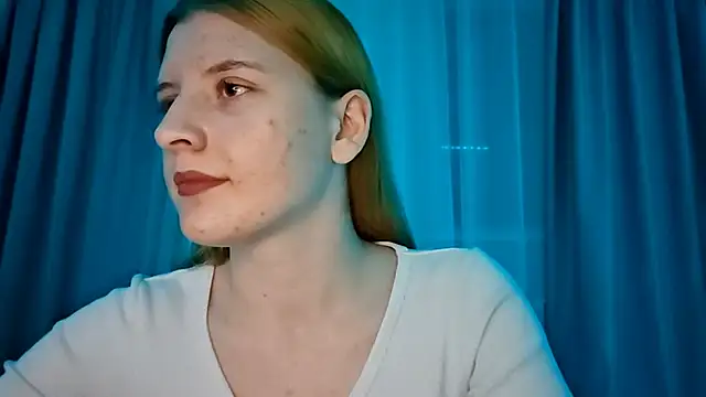 LynteriLain online show from 12, 11, 2025